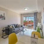 El Duque Beach-luxury Apartament- דירה